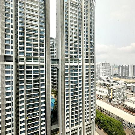 Bali Residences Sea View Suites Melaka Екстериор снимка