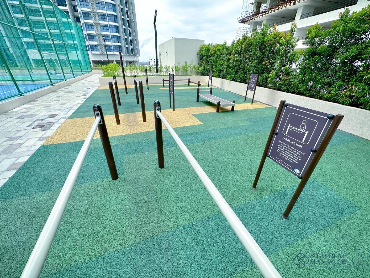 Bali Residences Sea View Suites Melaka Екстериор снимка